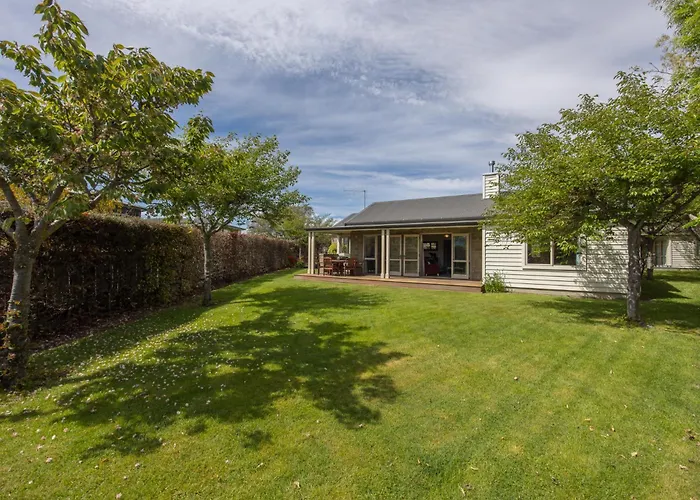 Meadowstone | Cosy With Gas Fireplace & Bbq *